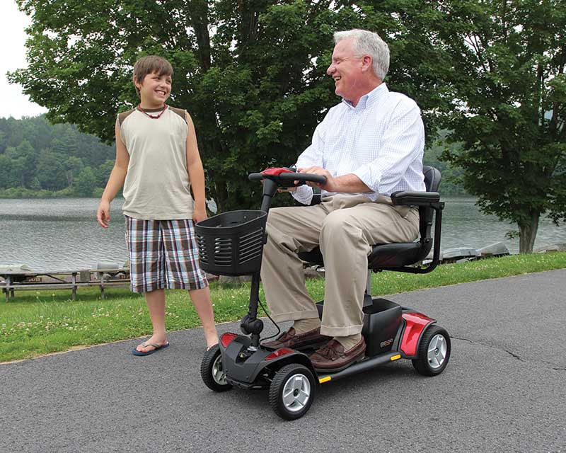 Cadeira de rodas motorizada Elite Traveller Plus 4 Pride Mobility